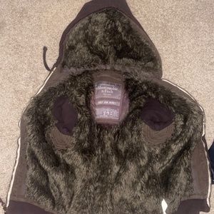 Abercrombie & Fitch Wolf Jaw Jacket